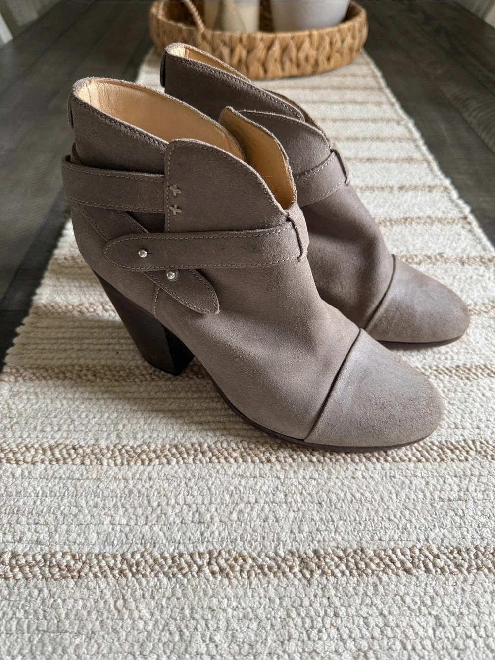 rag & bone Block Heel Suede Boot 39.5 Beige Gray US 9.5